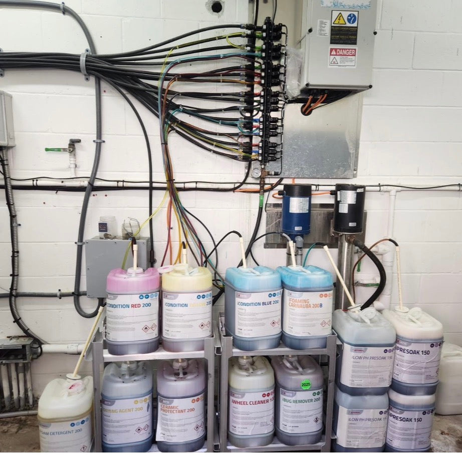 3/8" to 5/8" Chemical Draw Line Clip